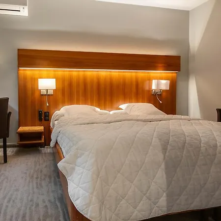 فندق Domaine Le Moulin 3*